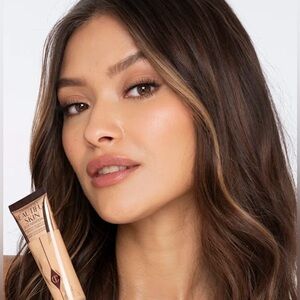 CHARLOTTE TILBURY #6 Neutral Beautiful Skin Foundation
